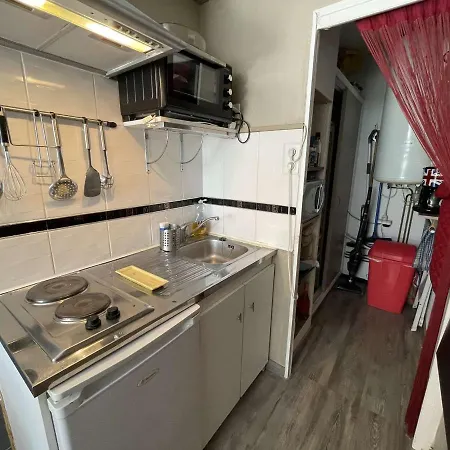 Cosy Avec Terrasse, Parking Prive, A 300m De La - - Fr-1-224c-236 Apartment