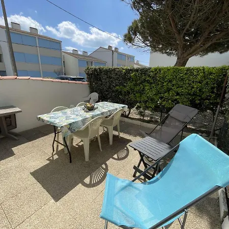 Cosy Avec Terrasse, Parking Prive, A 300m De La - - Fr-1-224c-236