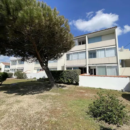 Apartment Cosy Avec Terrasse, Parking Prive, A 300m De La - - Fr-1-224c-236 Saint-Hilaire-de-Riez