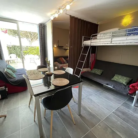 Cosy Avec Terrasse, Parking Prive, A 300m De La - - Fr-1-224c-236 *